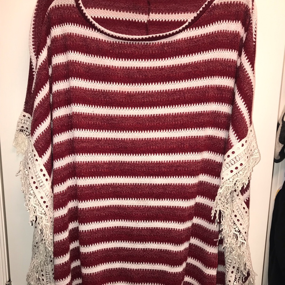 Women’s Size Large Oversized Poncho by Easel